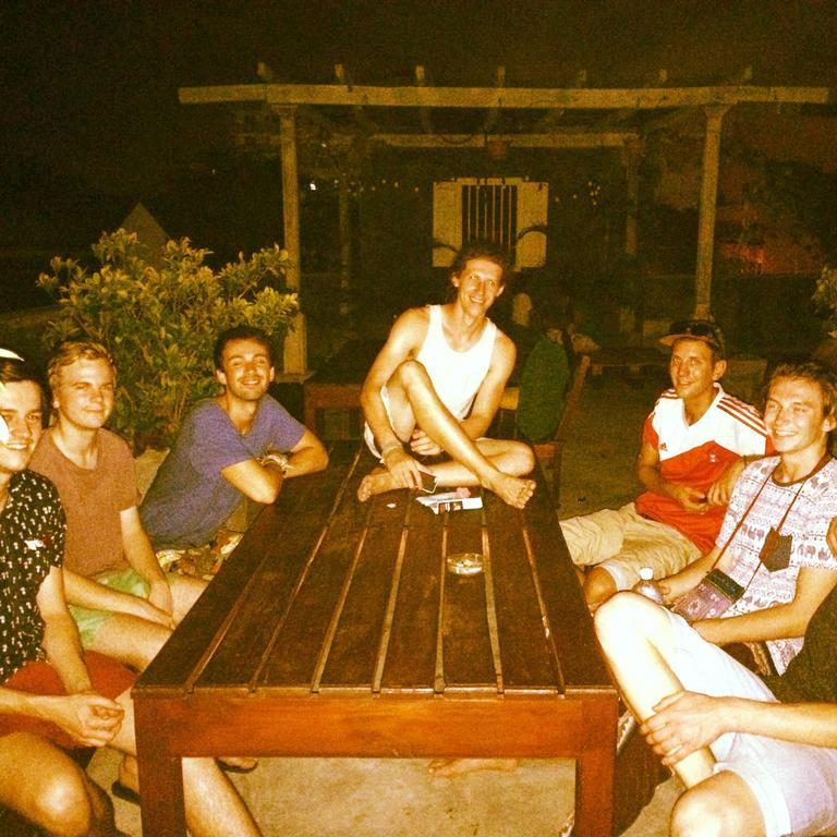 Colombo Beach Hostel Dehiwala-Mount Lavinia Екстериор снимка