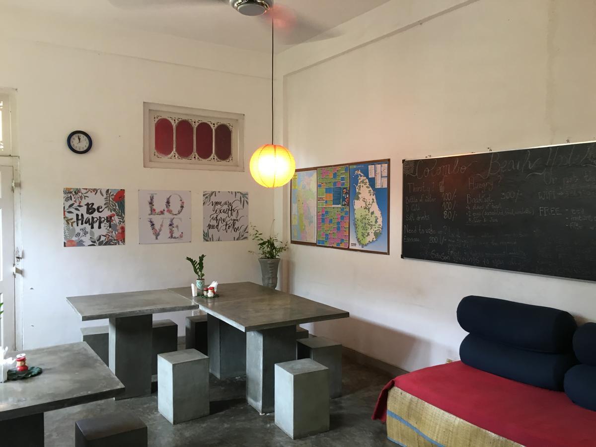 Colombo Beach Hostel Dehiwala-Mount Lavinia Екстериор снимка