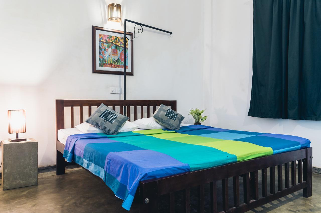 Colombo Beach Hostel Dehiwala-Mount Lavinia Екстериор снимка
